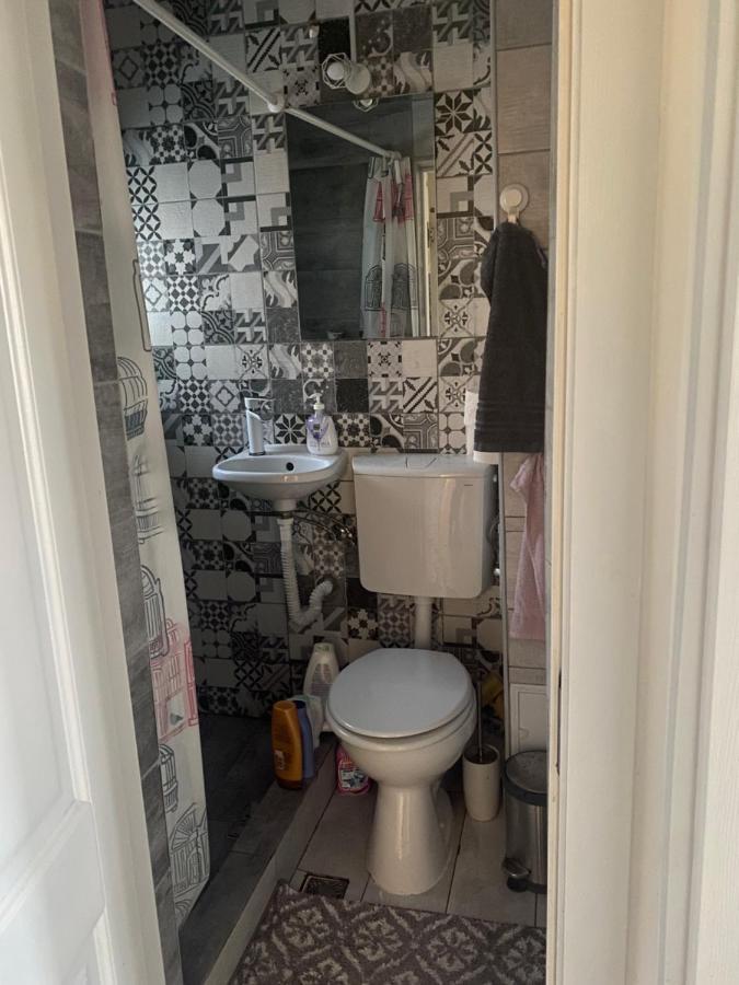 Sofi Apartment Central Букурещ Екстериор снимка